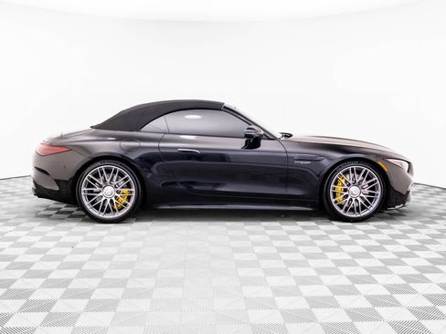 Used 2022 Mercedes-Benz SL 63 AMG 4MATIC w/ Driver Assistance Package image 7