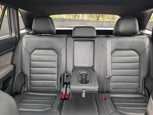Used 2023 Volkswagen Atlas Cross Sport SEL Premium R-Line image 20