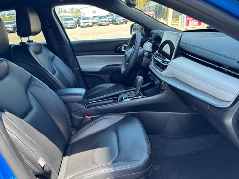 Used 2025 Jeep Compass Limited AWD/4WD image 37