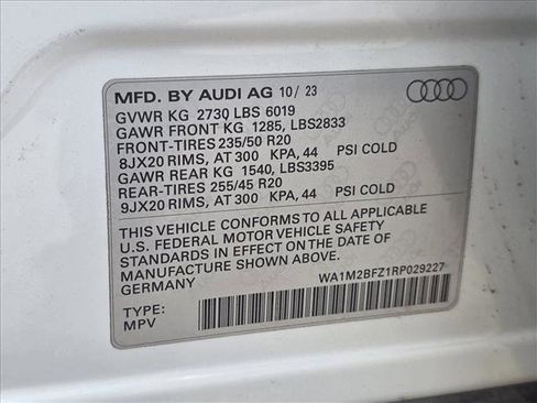 Certified 2024 Audi Q4 e-tron Prestige image 14