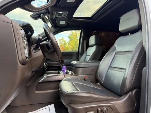 Used 2022 GMC Sierra 2500 Denali w/ Denali Ultimate Package image 12