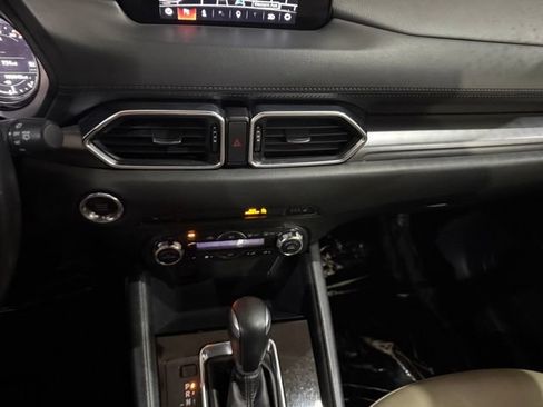 Used 2018 MAZDA CX-5 Touring w/ Preferred Equipment Package FWD image 22