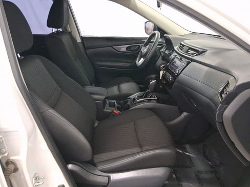 Used 2019 Nissan Rogue S AWD/4WD image 17