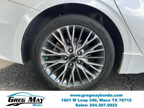 Used 2023 Kia Forte GT-Line w/ GT-Line Premium Package FWD image 9