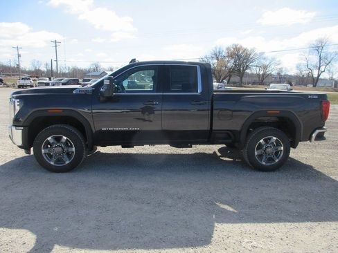 New 2026 GMC Sierra 2500 SLE w/ SLE Value Package; AWD/4WD image 9