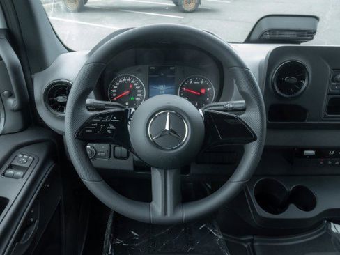 New 2025 Mercedes-Benz Sprinter 2500 image 19