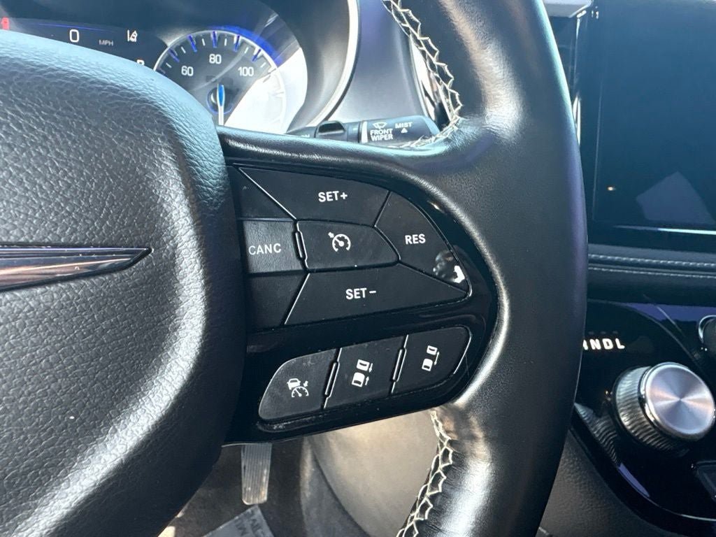 Used 2021 Chrysler Pacifica Touring w/ S Appearance Package FWD image 19