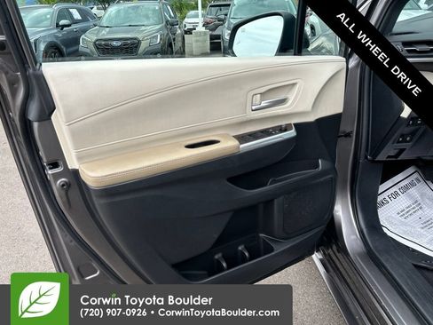 Used 2023 Toyota Sienna XLE w/ XLE Plus Package AWD/4WD image 22