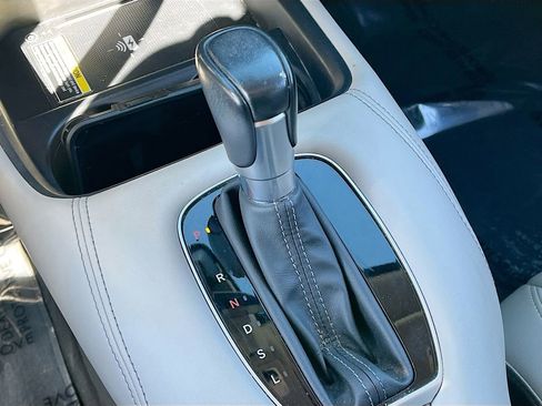 Used 2023 Honda HR-V EX-L image 16