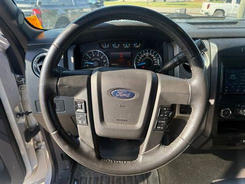 Used 2014 Ford F150 XLT w/ Equipment Group 302A Luxury AWD/4WD image 19