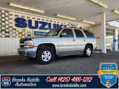Used 2001 Chevrolet Tahoe LT w/ LT Preferred Equipment Group AWD/4WD image 1