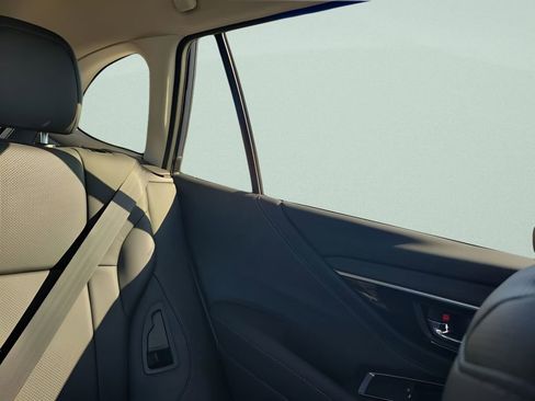 Used 2025 Subaru Outback Touring XT w/ Popular Package #2 image 6