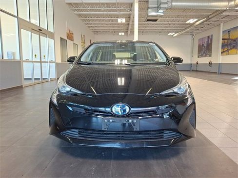 Used 2017 Toyota Prius Two w/ Carpet Mat Package image 2