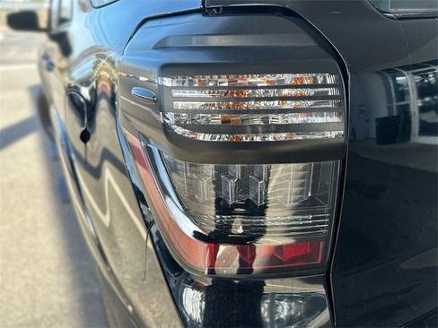 Used 2021 Toyota 4Runner Venture image 26