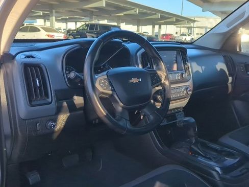 Used 2020 Chevrolet Colorado Z71 image 4