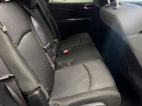 Used 2015 Dodge Journey SXT w/ Flexible Seating Group image 13