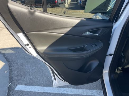 Certified 2025 Buick Encore GX Preferred image 14