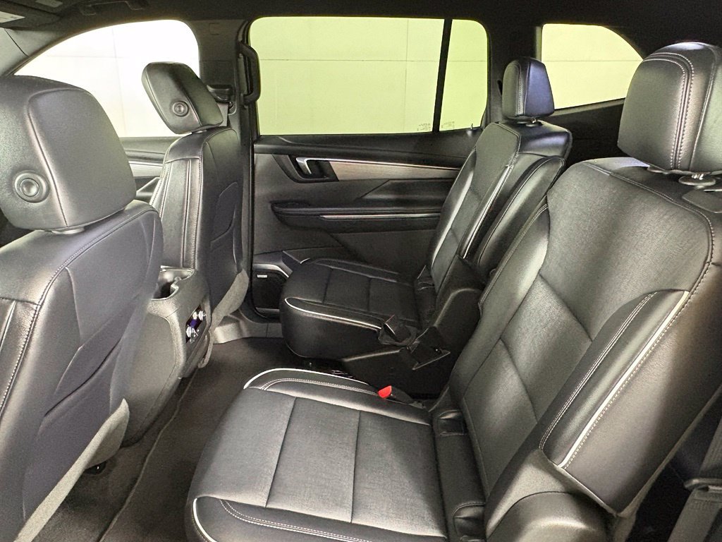 Used 2026 Buick Enclave Preferred FWD image 44