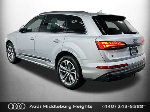 Certified 2025 Audi Q7 2.0T Premium w/ Convenience Plus Package AWD/4WD image 5