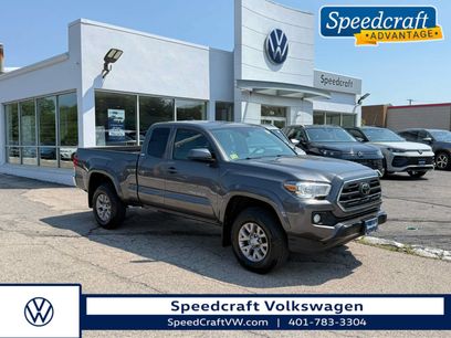 Used 2019 Toyota Tacoma SR5 w/ SR5 Appearance Package (SM)