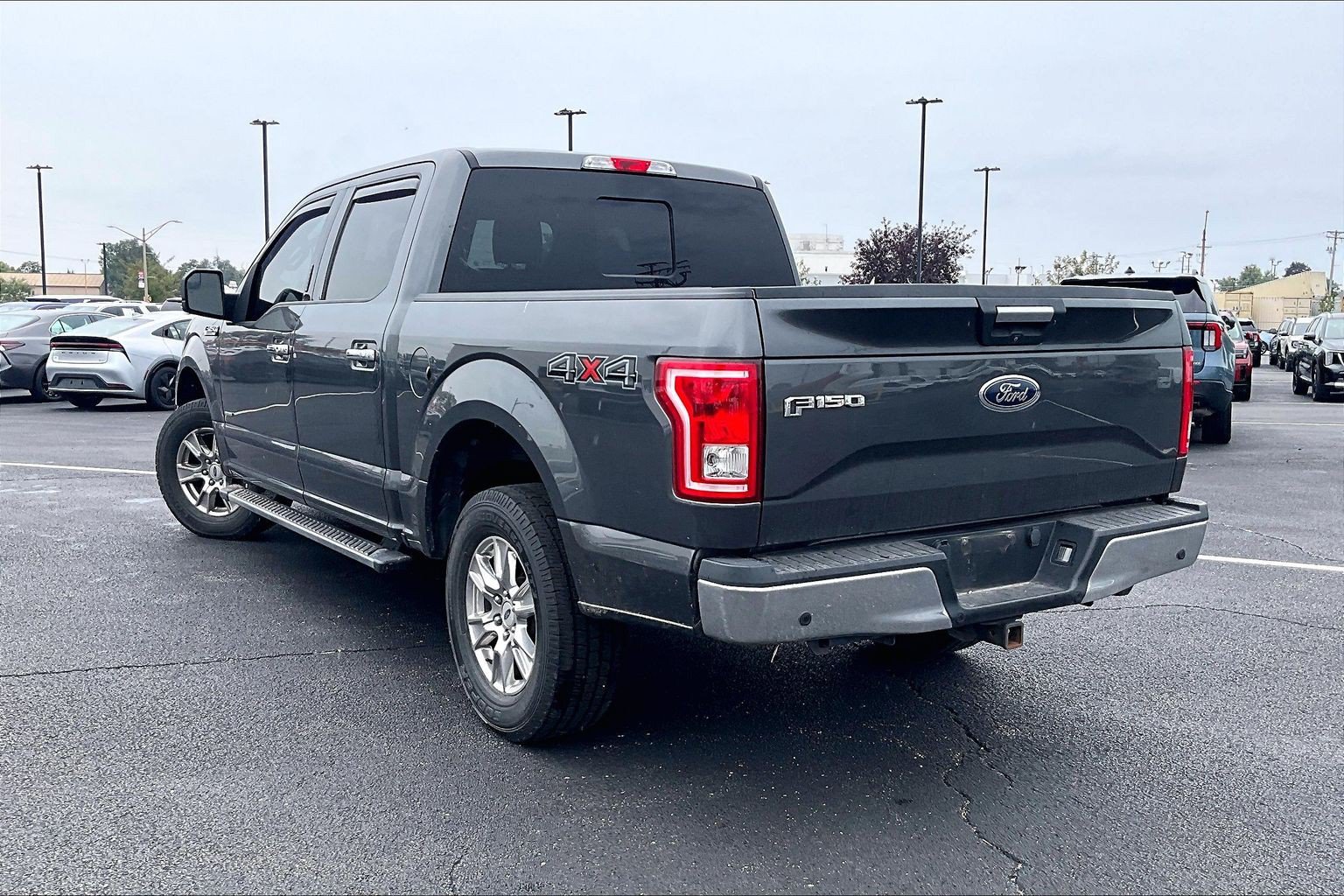 Used 2016 Ford F150 XLT w/ Equipment Group 302A Luxury AWD/4WD image 6