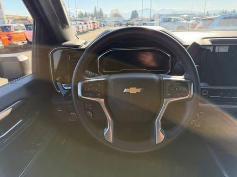 Used 2024 Chevrolet Silverado 3500 LTZ w/ LTZ Premium Package image 11