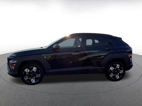 Used 2025 Hyundai Kona SEL image 8