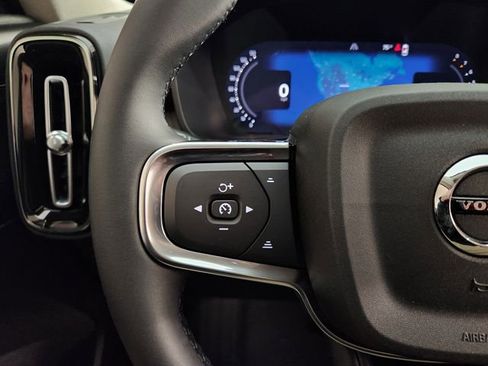 New 2026 Volvo XC40 B5 Core image 28