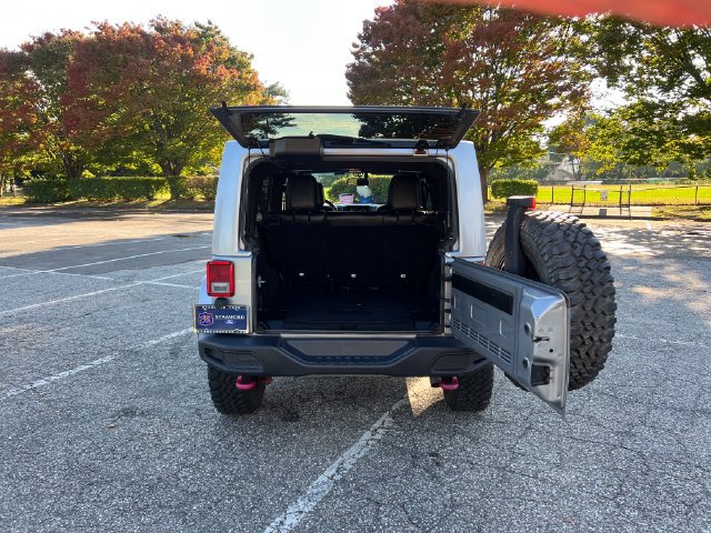 Used 2016 Jeep Wrangler Unlimited Rubicon AWD/4WD image 28
