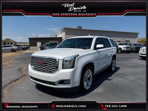 Used 2020 GMC Yukon Denali w/ Denali Premium Package RWD image 1