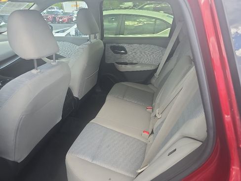 Used 2023 Nissan Rogue SV AWD/4WD image 31