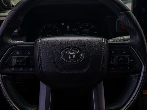 Used 2025 Toyota 4Runner TRD Off-Road Premium w/ Tow Technology Package AWD/4WD image 25
