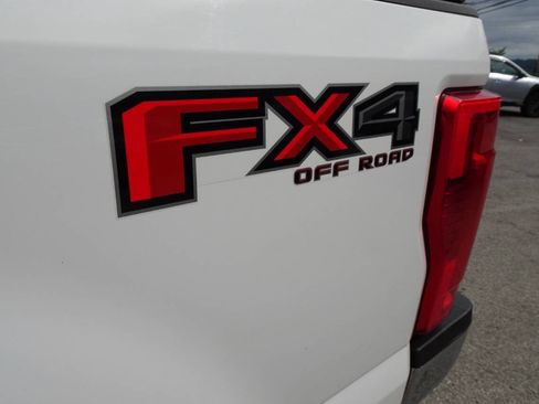 Used 2020 Ford F250 XL w/ STX Appearance Package AWD/4WD image 13