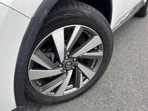 Used 2019 Nissan Murano S image 10