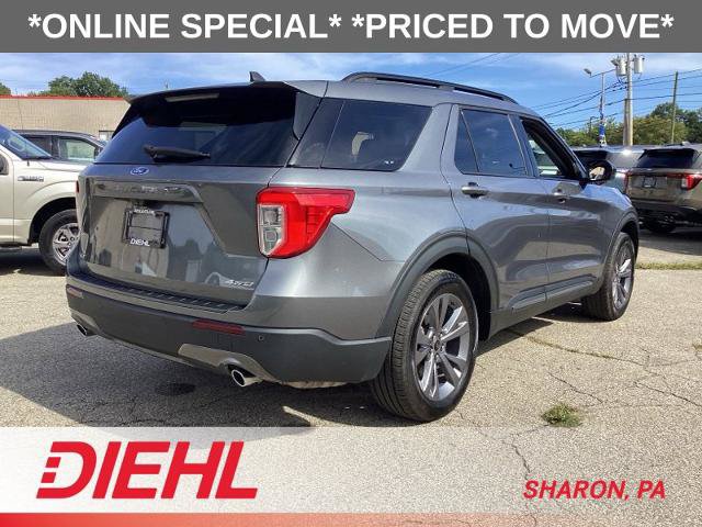 Certified 2022 Ford Explorer XLT w/ Equipment Group 202A AWD/4WD image 7