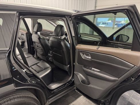 Used 2022 Nissan Rogue SL w/ SL Premium Package AWD/4WD image 26