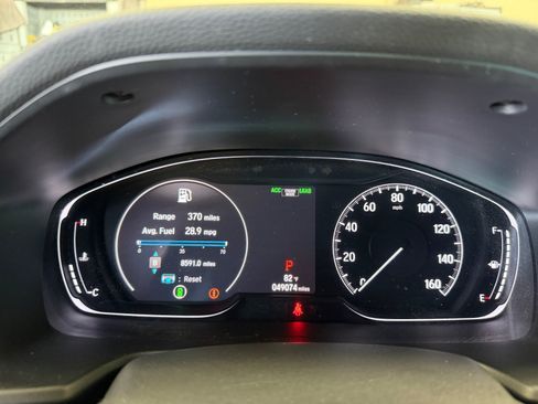 Used 2018 Honda Accord Sport image 10