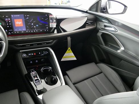 New 2025 Audi Q5 Premium Plus image 25