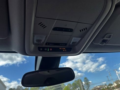 New 2025 Chevrolet Blazer LT w/ Convenience Package image 26