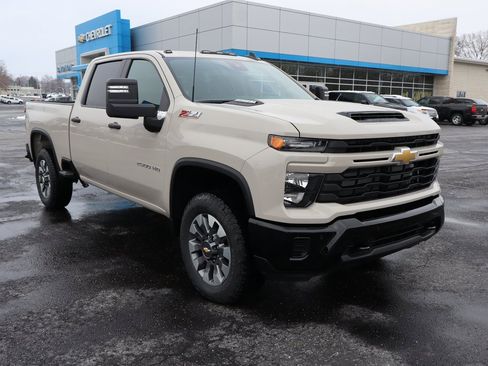 New 2026 Chevrolet Silverado 2500 Custom image 2