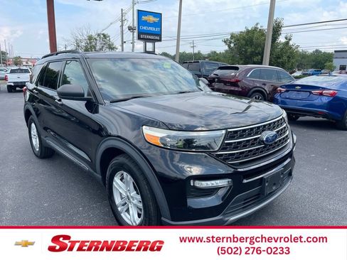Used 2020 Ford Explorer XLT w/ Equipment Group 202A AWD/4WD image 1