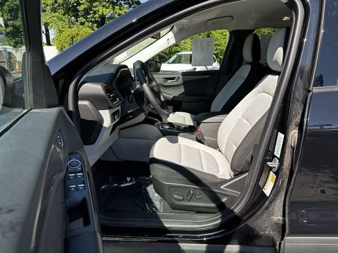 Certified 2023 Ford Escape Active AWD/4WD image 19