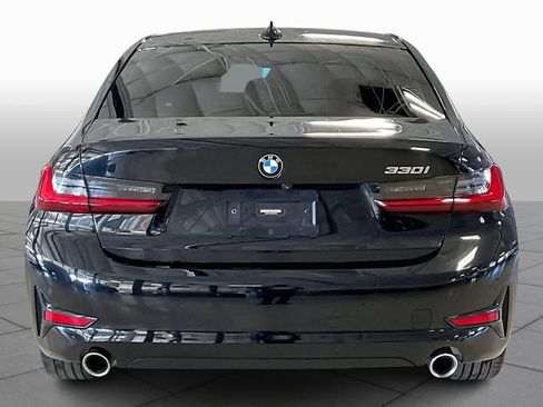 Certified 2022 BMW 330i Sedan w/ Premium Package image 4