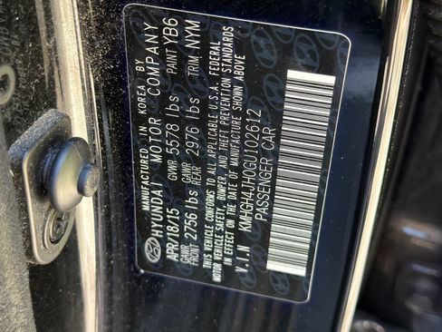 Used 2016 Hyundai Equus Signature RWD image 27