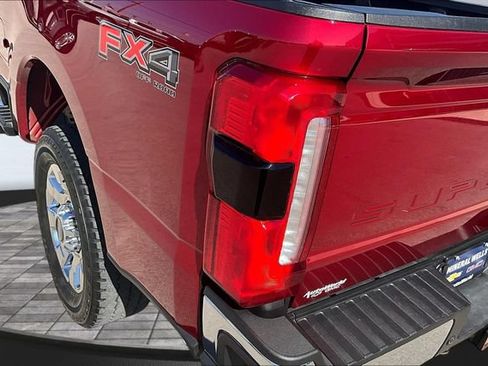 Used 2025 Ford F250 Lariat w/ Chrome Package AWD/4WD image 25