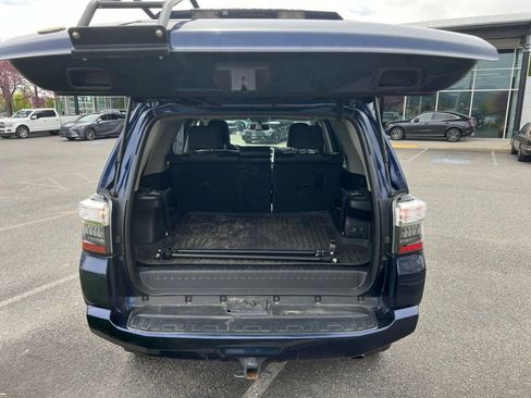 Used 2018 Toyota 4Runner SR5 Premium AWD/4WD image 16