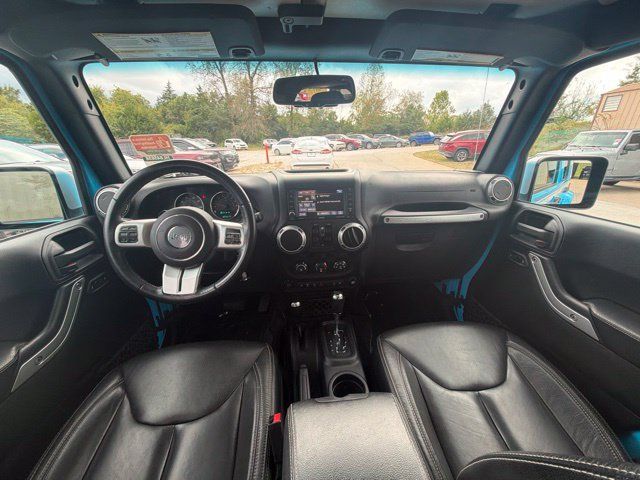 Used 2017 Jeep Wrangler Unlimited Sahara w/ Quick Order Package 24E Chief AWD/4WD image 16