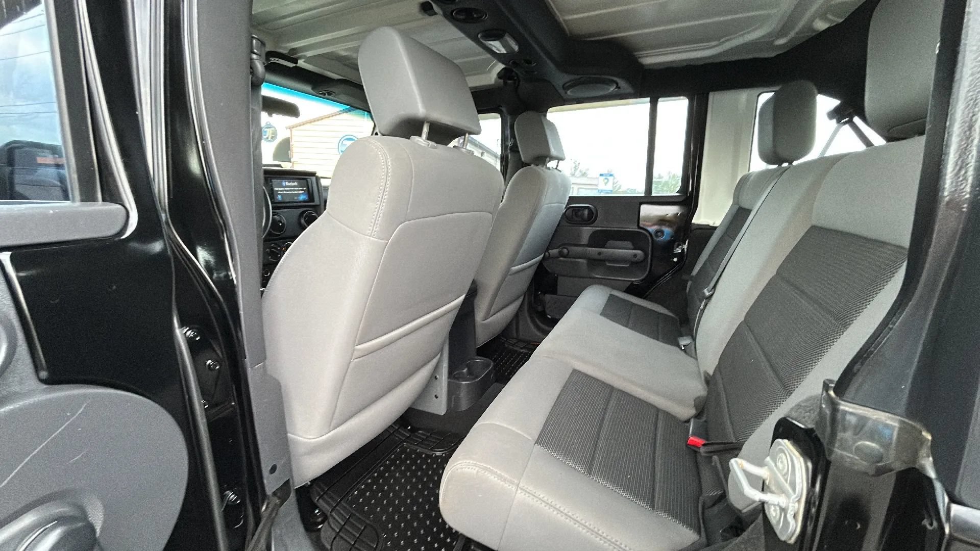 Used 2010 Jeep Wrangler Unlimited Sport w/ Trailer Tow Group AWD/4WD image 34