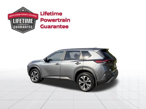 Certified 2023 Nissan Rogue SV FWD image 3
