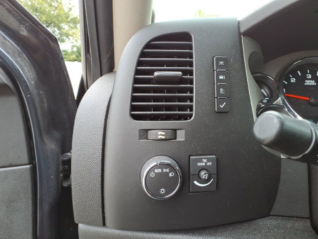 Used 2013 Chevrolet Silverado 1500 LT w/ All-Star Edition RWD image 19
